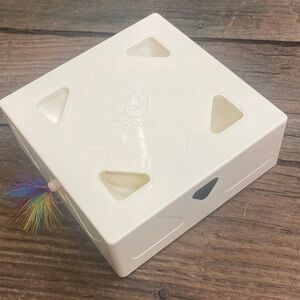 White Interactive Cat Toy